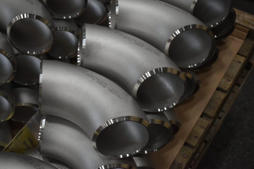 Elbows - ALB 9557 1200x800 - Flowline